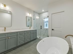 7709 Earl Rudder Way, Houston TX 77055