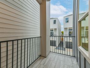 7709 Earl Rudder Way, Houston TX 77055