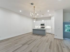 7709 Earl Rudder Way, Houston TX 77055