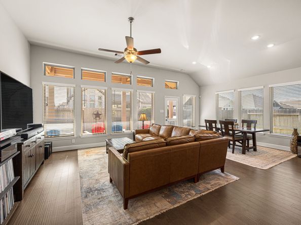 1315 Wild Mustang Trail, Richmond TX 77406