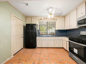 146 Milby Street, Houston TX 77003