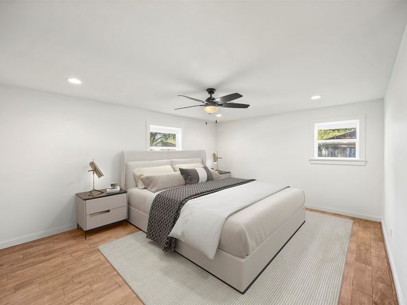 9715 Greenwillow Street, Houston TX 77096