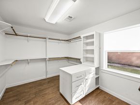 9715 Greenwillow Street, Houston TX 77096