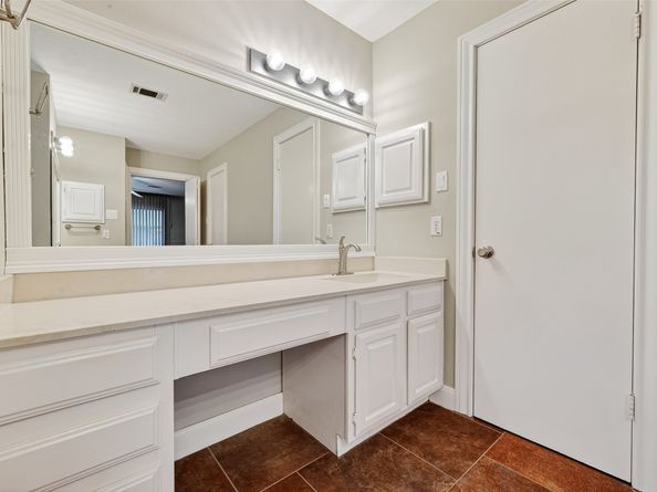 13106 Ivyside Drive, Houston TX 77077