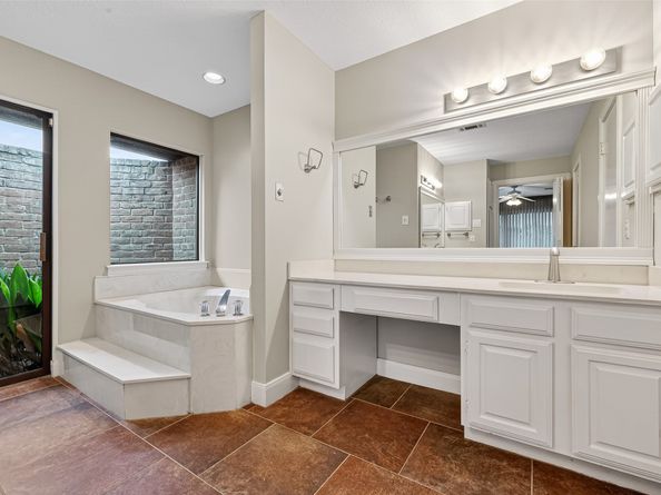 13106 Ivyside Drive, Houston TX 77077