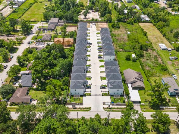 5814 Highland Sky Lane, Houston TX 77091