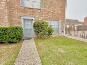 4166 Belle Park Drive 4166, Houston TX 77072