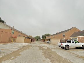 4166 Belle Park Drive 4166, Houston TX 77072