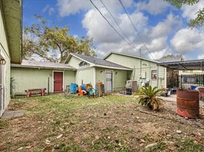 230 Hyta Street, Houston TX 77018