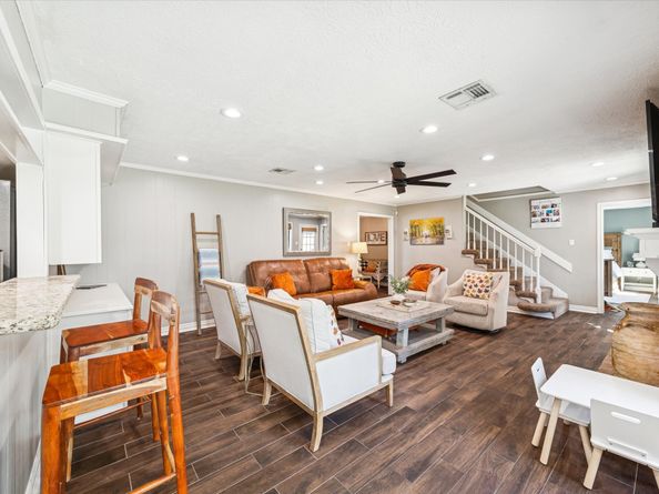 5915 Pinewilde Drive, Houston TX 77066