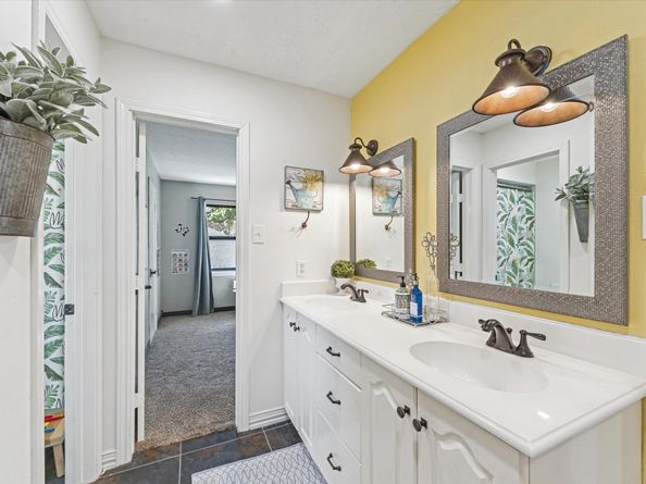 5915 Pinewilde Drive, Houston TX 77066