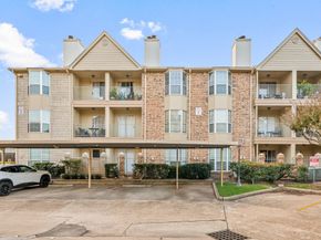 12550 Whittington Drive 811, Houston TX 77077