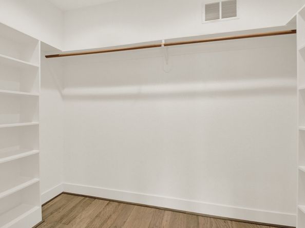 6635 Tc Jester Boulevard A, Houston TX 77007