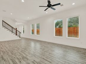 6635 Tc Jester Boulevard A, Houston TX 77007