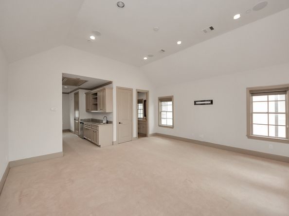 314 W Clay Street, Houston TX 77019