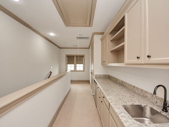 314 W Clay Street, Houston TX 77019