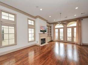 314 W Clay Street, Houston TX 77019