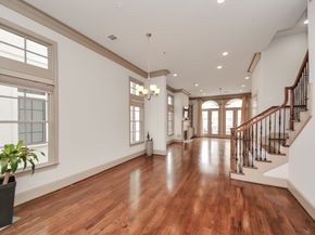 314 W Clay Street, Houston TX 77019