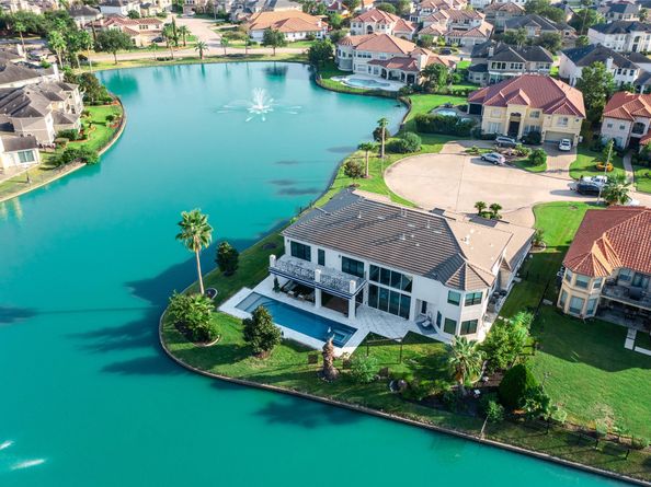 2111 Water Canyon Court, Houston TX 77077