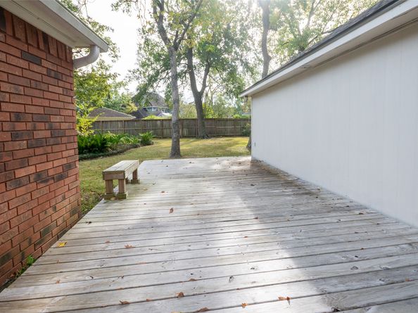 15510 Park Estates Lane, Houston TX 77062