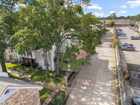 1271 Witte Road 26, Houston TX 77055