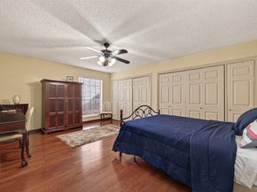 6201 Beverlyhill Street 1, Houston TX 77057