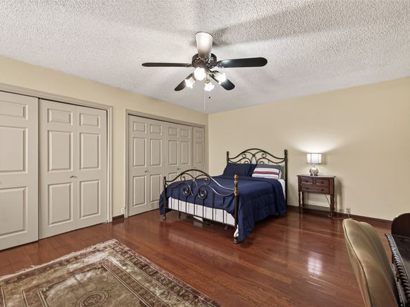 6201 Beverlyhill Street 1, Houston TX 77057