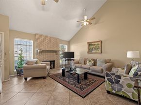 6201 Beverlyhill Street 1, Houston TX 77057