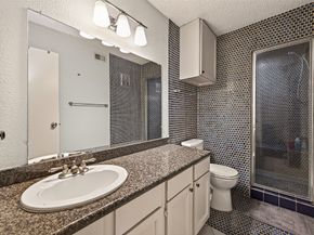 6201 Beverlyhill Street 1, Houston TX 77057