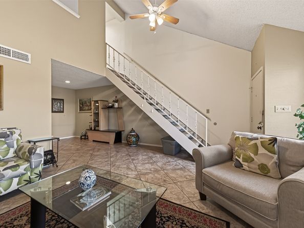 6201 Beverlyhill Street 1, Houston TX 77057