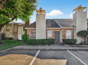 6201 Beverlyhill Street 1, Houston TX 77057