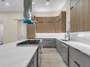 9630 Vilven Lane, Houston TX 77080