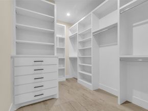 9630 Vilven Lane, Houston TX 77080