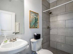 2516 Cleburne Street, Houston TX 77004