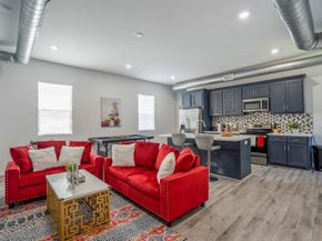 2516 Cleburne Street, Houston TX 77004