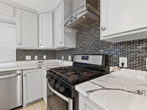 4019 Saint Michaels Court, Sugar Land TX 77479