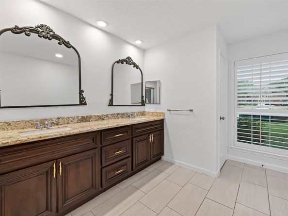 4019 Saint Michaels Court, Sugar Land TX 77479