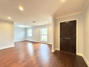 1415 Mapleton Drive, Houston TX 77043