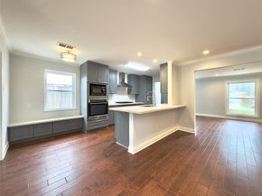 1415 Mapleton Drive, Houston TX 77043