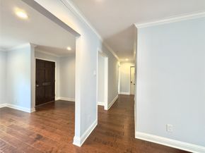 1415 Mapleton Drive, Houston TX 77043