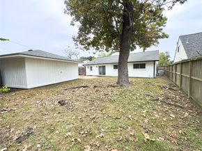 1415 Mapleton Drive, Houston TX 77043