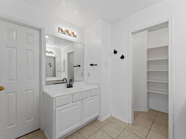 17142 Kiowa River Lane, Houston TX 77095