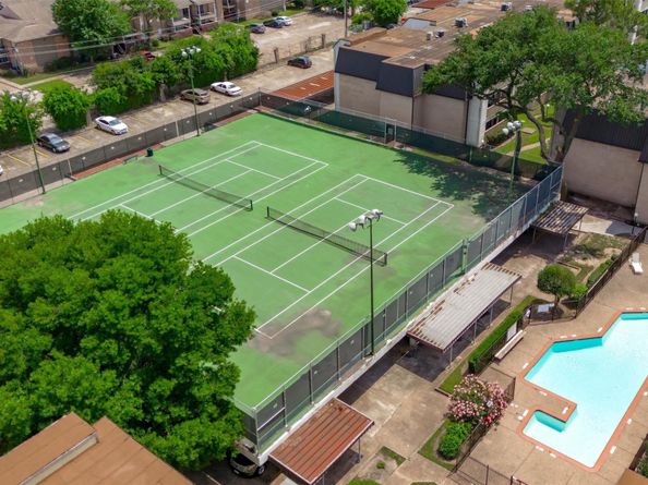 8419 Hearth Drive 21, Houston TX 77054