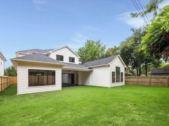 1201 Confederate Road, Houston TX 77055