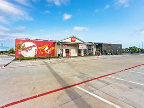 1201 Confederate Road, Houston TX 77055