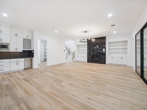 1201 Confederate Road, Houston TX 77055