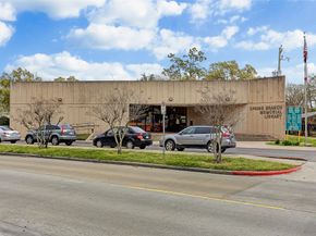 1201 Confederate Road, Houston TX 77055