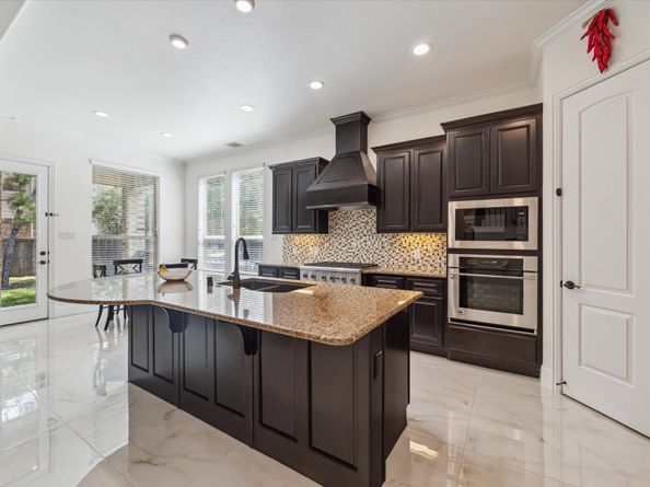 135 Lindenberry Circle, Spring TX 77389