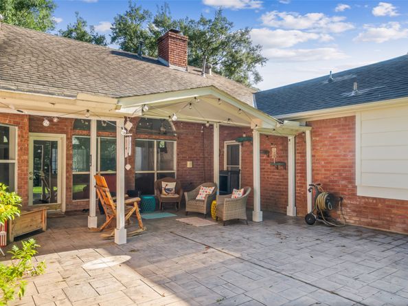 1523 Lofty Maple Trail Trail, Kingwood TX 77345