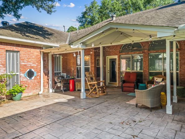 1523 Lofty Maple Trail Trail, Kingwood TX 77345